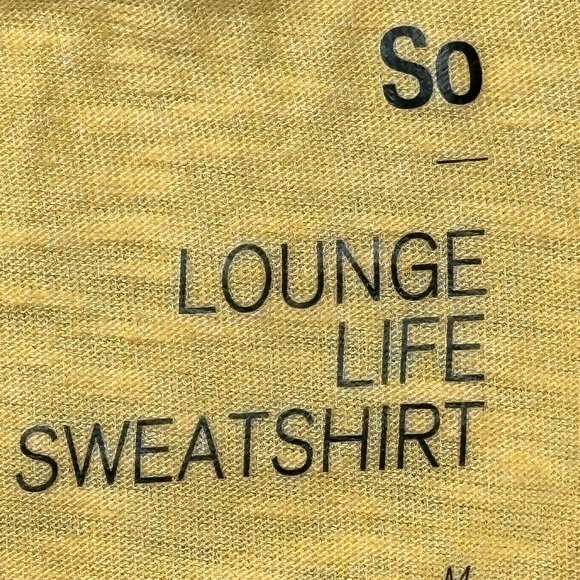 Cute Top - Picture 2 of 2